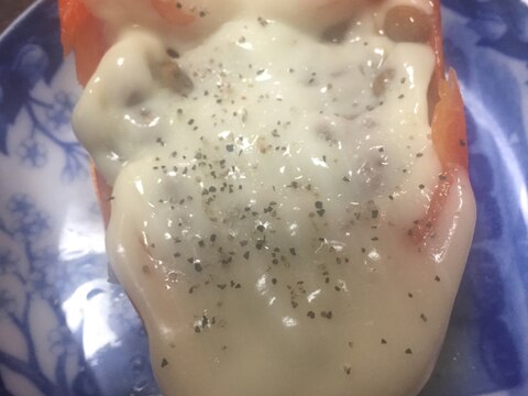 パプリカの納豆チーズ焼き